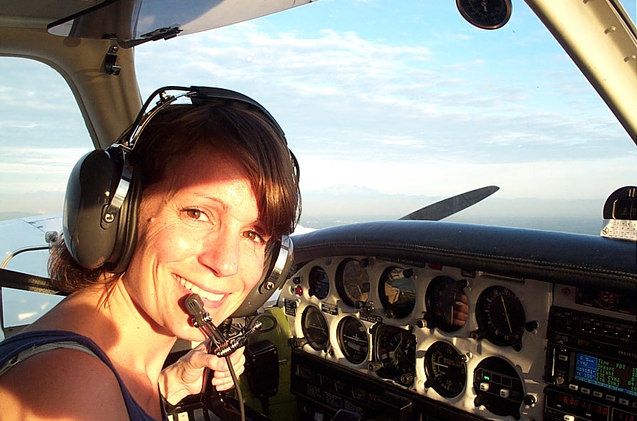 Christine Parkinson conducting an engine shut-down in Piper Seneca GURW.  Langley Flying School